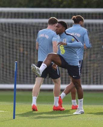 UEFA Nations League - England Training Session LONDON, ENGLAND, SEPTEMBER 25: Myles Lewis-Skelly of England national team, Nationalteam during The England training session at Tottenham Hotspur Training Ground, London on September 25 ahead of The UEFA Nations League Group Stage match in Group C3 between England v Spain at Wembley Stadium, London, England, on September 25. (Photo by Daniel Weir) London Tottenham Hotspur Training Ground England Copyright: xDanielxWeir SportsxPressxPhotox Sportspressphoto_SPR239295