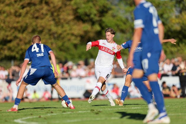 Angelo Stiller (VfB Stuttgart, 6) mit einem Pass GER, VfB Stuttgart vs. 1. FC Heidenheim 1846, Fussball, Freundschaftsspiel, Spielzeit 2026 2027, 25.09.2026 GER, VfB Stuttgart vs. 1. FC Heidenheim 1846, Fussball, Freundschaftsspiel, Spielzeit 2026 2027, 25.09.2026 Beutelsbach Copyright: xEibner-Pressefoto SoerenxHerwegx EP_SHG