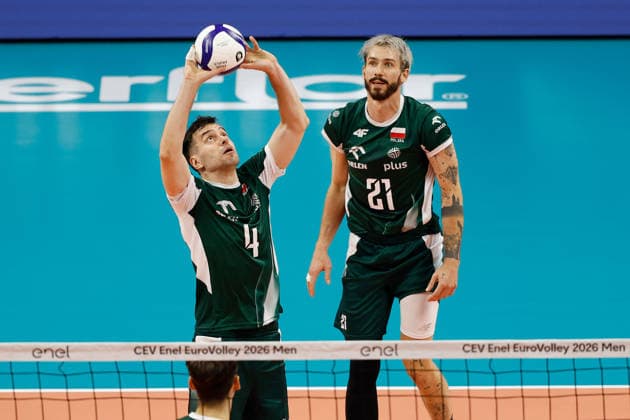 IPA88964808 - Marcin Komenda 4 of Poland in action during the CEV Enel EuroVolley 2026 semifinal match between Slovenia and Poland at the Unipol Forum on September 25, 2026, in Milan, Italy.  Copyright: xRichardxMorgano IPAxSportx xx IPA88964808