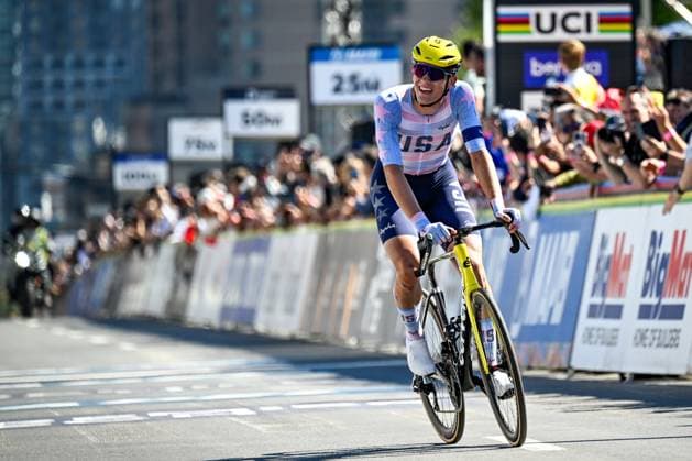 American Ashlin Barry celebrates as he crosses the finish line to win the Men U23 Road Race race (174,2km) at the cycling World Championship, WM, Weltmeisterschaft in Montreal, Canada, Friday 25 September 2026. The UCI road world championships are taking place from 20 to 27 September, in Montreal, Canada. JASPERxJACOBS  x187810460x