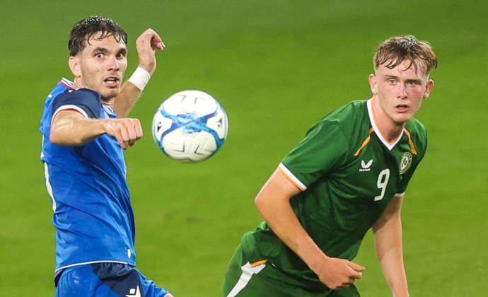 2027 UEFA Under 21 European Qualifier, Kosicka Futbalova Arena, Kosice, Slovakia 25 9 2026 Slovakia vs Republic of Ireland Ireland™s Michael Noonan with Filip Mielke of Slovakia Michael Noonan with Filip Mielke 25 9 2026  Copyright: xAleksandarxDjorovicx AS4A3609