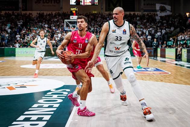 Aleksa Kovacevic (Telekom Baskets Bonn) im Zweikampf mit Maik Zirbes (Gladiators Trier), Aktion Action Vet Concept Gladiators Trier vs Telekom Baskets Bonn, Basketball, easyCredit BBL, 2. Spieltag, Saison 2026 2027, 25.09.2026 Vet Concept Gladiators Trier vs Telekom Baskets Bonn, Basketball, easyCredit BBL, 2. Spieltag, Saison 2026 2027, 25.09.2026 Copyright: xEibnerxPressefotox EP_ANS