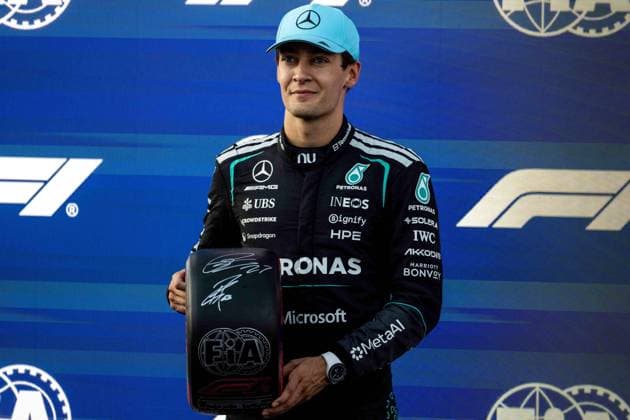 F1 - AZERBAIJAIN GRAND PRIX 2026 RUSSELL George (gbr), Mercedes AMG F1 Team W17, portrait during the 2026 Formula 1 Azerbaijan Grand Prix, 15th round of the 2026 Formula One World Championship, WM, Weltmeisterschaft from September 24 to 26, 2026 on the Baku City Circuit, in Baku, Azerbaijan - BakuAzerbaijan  Copyright: xALBERTOxVIMERCATIx