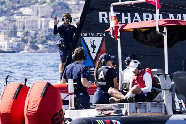 OTHER - Sailing - The Louis Vuitton 38th America s Cup Preliminary Regatta in Naples Photo by IPA ABACAPRESS.COM88966134 - Day 1 of the Louis Vuitton 38th America s Cup Preliminary Regatta in Naples. AC40 foiling monotypes racing across the Gulf of Naples, featuring intense fleet action from all particPhoto by IPA ABACAPRESS.COMting syndicates, including Emirates Team New Zealand, Luna Rossa Prada Pirelli, GB1, Tudor Team Alinghi, and other international teams on the official race course. During the Louis Vuitton 38th America s Cup Preliminary Regatta in Naples, a sailing race in Naples, Italy, on September 25, 2026 Napoli Italy  Copyright: xIPAxSport ABACAx