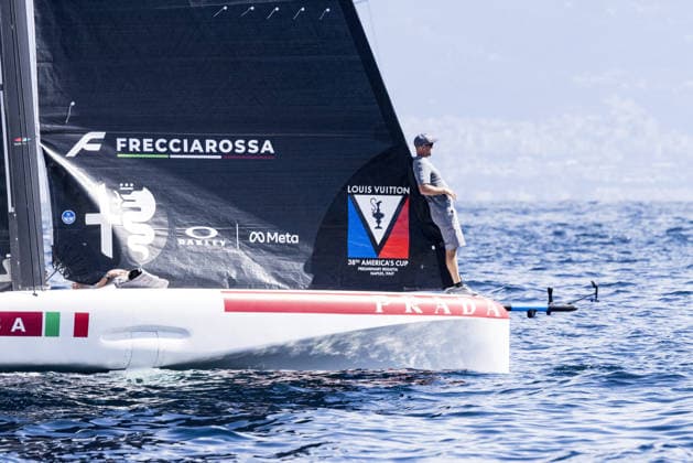 OTHER - Sailing - The Louis Vuitton 38th America s Cup Preliminary Regatta in Naples Photo by IPA ABACAPRESS.COM88966132 - Day 1 of the Louis Vuitton 38th America s Cup Preliminary Regatta in Naples. AC40 foiling monotypes racing across the Gulf of Naples, featuring intense fleet action from all particPhoto by IPA ABACAPRESS.COMting syndicates, including Emirates Team New Zealand, Luna Rossa Prada Pirelli, GB1, Tudor Team Alinghi, and other international teams on the official race course. During the Louis Vuitton 38th America s Cup Preliminary Regatta in Naples, a sailing race in Naples, Italy, on September 25, 2026 Napoli Italy Copyright: xIPAxSport ABACAx