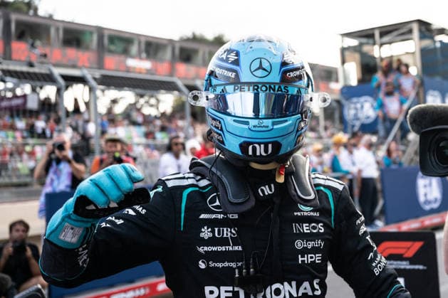 Formula 1 Azerbaijan Grand Prix - Qualifying Session - Baku Mercedes driver George Russell (63) celebrates after the qualifying session of the Formula One Azerbaijan Grand Prix at the Baku City Circuit in Baku on September 25, 2026. Photo by Alexis Jumeau ABACAPRESS.COM Bakou  Copyright: xJumeauxAlexis ABACAx