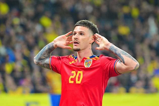 Strawberry Arena SOLNA, SWEDEN - SEPTEMBER 25: Dennis Man of Romania celebrates goal in the EUFA Nations League match between Sweden and Romania at Strawberry Arena on September 25, 2026 in Solna, Sweden. (Peter Sonander SPP) Copyright: xx spp-en-PeSo-20260925_SPP_PeterSonander_9643