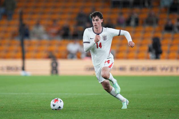 RECORD DATE NOT STATED 25th September 2026; Molineux Stadium, Wolverhampton, West Midlands, England; UEFA U21, U 21 Championship Qualification Football, England U21 versus Kazakhstan U21; Archie Gray of England U21s runs with the ball StevenxFlynn