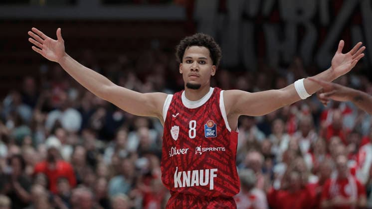 Im Bild: Brandon Tischler (Wuerzburg Baskets, 8) 25.09.2026, Fitness First Wuerzburg Baskets vs. EWE Baskets Oldenburg, easyCredit BBL, 2. Spieltag, Deutschland, 97072, tectake-Arena Wuerzburg, Copyright: HMBxMedia xJulienxBecker