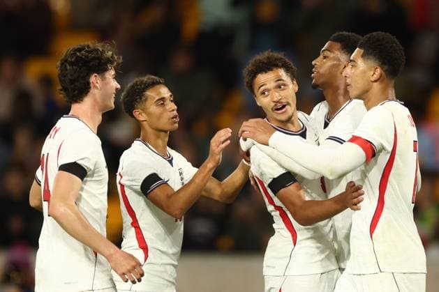 Max Alleyne of England U21, U 21 scores a goal and celebrates 3-2. England U21 v Kazakhstan U21, UEFA European U21 Championship Qualifying, Football, Molineux Stadium, Wolverhampton, UK - 25 Sep 2026Wolverhampton Molineux Stadium United Kingdom  Copyright: xRyanxBrowne Shutterstockx 17169476bl