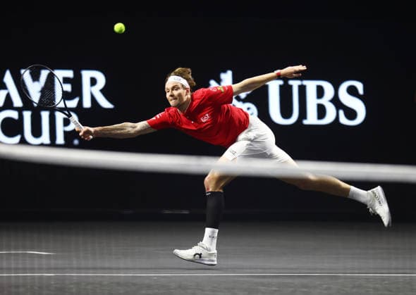 2026 Laver Cup, O2 Arena, London,25 09 2026 Alexander Bublik in action for Team World during his match against Rapael Jodar (ESP) in the 2026 Laver Cup at the O2 Arena in London London O2 Arena London GBR, UK NEWSPAPERS OUT Copyright: xMarkxGreenwoodx