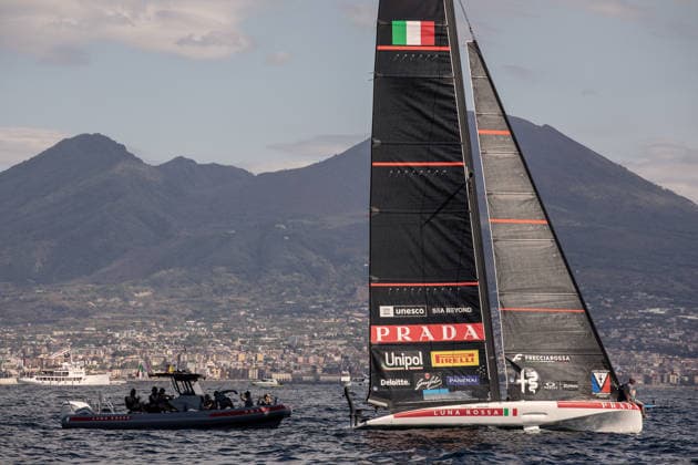 America s Cup preliminary regatta NAPLES, ITALY - SEPTEMBER 25: Sailing boats during the 2nd day of preliminary regatta for the 2027 Louis Vuitton 38th America s Cup in Naples, Italy on September 54, 2026. Alessio Paduano Anadolu Naples Italy. Editorial use only. Please get in touch for any other usage.  Copyright: x2026xAnadoluxAlessioxPaduanox