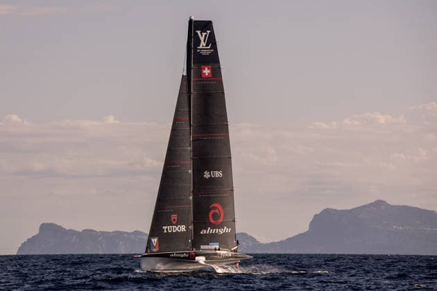 America s Cup preliminary regatta NAPLES, ITALY - SEPTEMBER 25: Sailing boats during the 2nd day of preliminary regatta for the 2027 Louis Vuitton 38th America s Cup in Naples, Italy on September 54, 2026. Alessio Paduano Anadolu Naples Italy. Editorial use only. Please get in touch for any other usage.  Copyright: x2026xAnadoluxAlessioxPaduanox