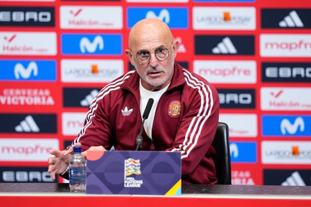 September 25, 2026, London, London, England: Luis de la Fuente, head coach of Spain, attends a press conference, PK, Pressekonferenz ahead of the UEFA Nations League 2026 27 match against England at Wembley Stadium on September 25, 2026, in London, England. Luis De La Fuente Press Conference - UEFA Nations League 2026 27 - ZUMAa181 20260925_zaa_a181_063 Copyright: xDennisxAgyemanx