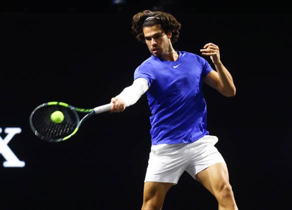 2026 Laver Cup, O2 Arena, London,25 09 2026 Carlos Alcaraz (ESP) partnered with Jakub Mensik (CZE) in action against Taylor Fritz (USA) and Alexander Bublik in 2026 Laver Cup at the O2 Arena, London London O2 Arena London GBR, UK NEWSPAPERS OUT Copyright: xMarkxGreenwoodx