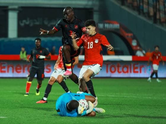 Egypt held to goalless draw by Angola in AFCON qualifier CAIRO, EGYPT, SEPTEMBER 25, 2026: Players from Egypt and Angola compete during their 2027 Africa Cup of Nations qualifying match at Cairo International Stadium in Cairo. Egypt and Angola opened their Group B qualifying campaigns with a 0-0 draw, earning one point each. Cairo Egypt Copyright: x xAbdullahxHamadax xJNAxPressx