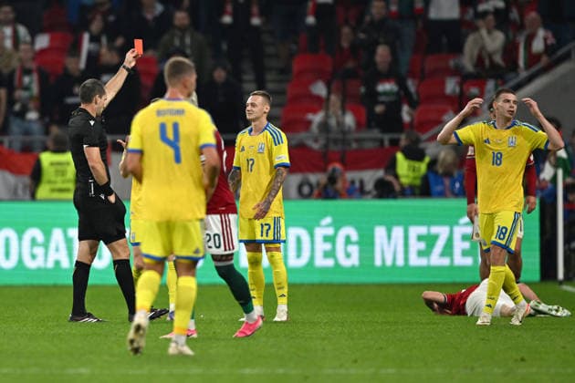SOCCER - UEFA Nations League - Hungary vs. Ukraine Photo by IPA ABACAPRESS.COM88973611 - Red card for Oleksandr Nazarenko (Ukraine) during the Nations League phase, Matchday 1, between Hungary and Ukraine on September 26, 2026, at the Puskás Arena in Budapest, Hungary Budapest Hungary  Copyright: xIPAxSport ABACAx
