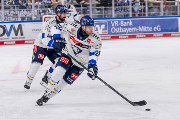 Daniel Pietta (ERC Ingolstadt, 86) GER, Straubing Tigers vs. ERC Ingolstadt, Eishockey, DEL, Saison 2026 2027, 3. Spieltag, 25.09.2026. Foto: HMB Media Heike Feiner Copyright: HMBxMedia HeikexFeiner