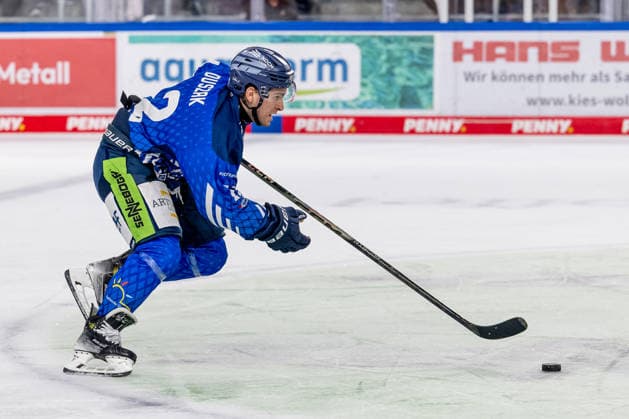 Joseph Duszak (Straubing Tigers, 12) GER, Straubing Tigers vs. ERC Ingolstadt, Eishockey, DEL, Saison 2026 2027, 3. Spieltag, 25.09.2026. Foto: HMB Media Heike Feiner Copyright: HMBxMedia HeikexFeiner
