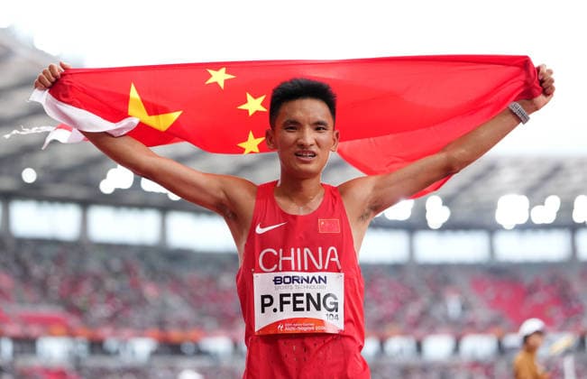 (260926) -- NAGOYA, Sept. 26, 2026 -- Feng Peiyou of China celebrates after the men s marathon final of Athletics at the 20th Asian Games Aichi-Nagoya 2026 in Nagoya, Japan, Sept. 26, 2026. ) (SP)JAPAN-NAGOYA-ASIAN GAMES-ATHLETICS-MEN S MARATHON LuixSiuxWai
