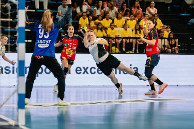 Lisa Antl (Deutschland, 09) beim Wurf, Spanien vs. Deutschland, Handball, Nationalmannschaft, Frauen, Freundschaftsspiel, 25.09.2026 Spanien vs. Deutschland, Handball, Nationalmannschaft, Frauen, Freundschaftsspiel, 25.09.2026 Granollers Copyright: xEibner-Pressefoto LarsxNeumannx EP_LNN