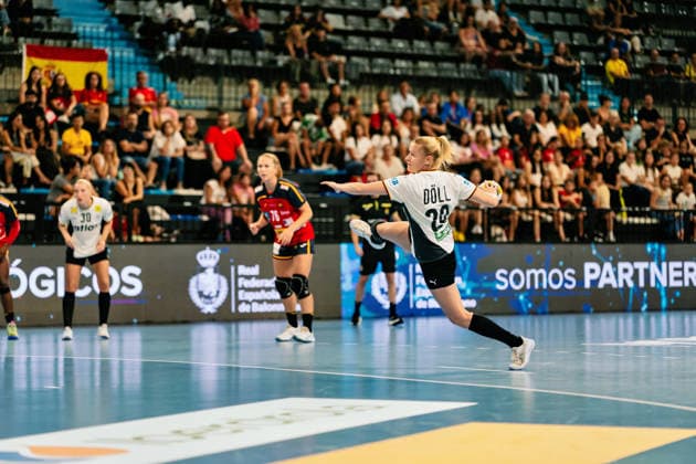 Antje Doell (Deutschland, 29) beim 7-Meter , Spanien vs. Deutschland, Handball, Nationalmannschaft, Frauen, Freundschaftsspiel, 25.09.2026 Spanien vs. Deutschland, Handball, Nationalmannschaft, Frauen, Freundschaftsspiel, 25.09.2026 Granollers Copyright: xEibner-Pressefoto LarsxNeumannx EP_LNN