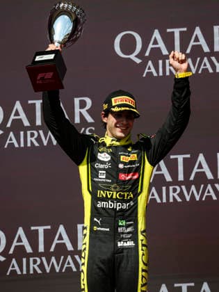 AUTO - FORMULA 2 2026 - BAKU CAMARA Rafael (bra), Invicta Racing, Dallara F2 2024, portrait celebration victory podium during the 12th round of the 2026 FIA Formula 2 Championship from September 24 to 26, 2026 on the Baku City Circuit, in Baku, Azerbaijan - BakuAzerbaijan  Copyright: xXavixBonillax