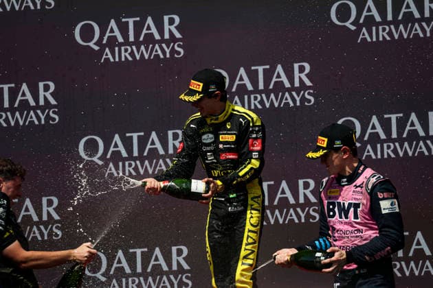 AUTO - FORMULA 2 2026 - BAKU CAMARA Rafael (bra), Invicta Racing, Dallara F2 2024, portrait celebration victory podium DUNNE Alex (irl), Rodin Motorsport, Dallara F2 2024, portrait during the 12th round of the 2026 FIA Formula 2 Championship from September 24 to 26, 2026 on the Baku City Circuit, in Baku, Azerbaijan - BakuAzerbaijan  Copyright: xXavixBonillax