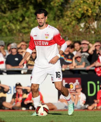 2026.09.25, Deutschland, Weinstadt Fußball VfB Stuttgart vs. 1. FC Heidenheim, Atakan Karazor (VfB)