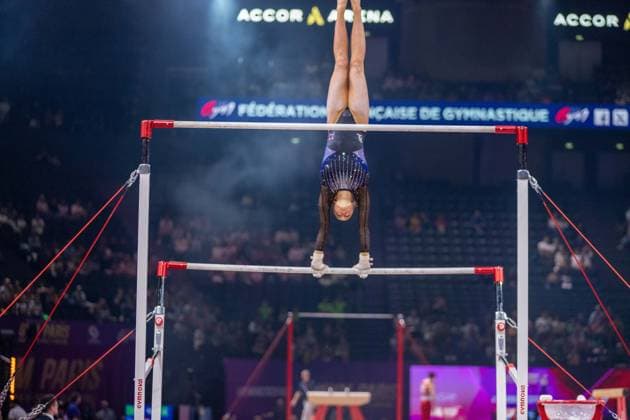 September 26, 2026, Paris, Paris, France: September 26, 2026, Paris, France: Emily Roper of Great Britain during the qualifier of the uneven bars at Gym Paris inside the AccorArena. Paris France - ZUMAp284 20260926_zip_p284_003 Copyright: xMickaelxPintax