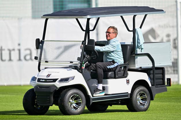 SOCCER - NL, AUT vs KOS VIENNA,AUSTRIA,26.SEP.26 - SOCCER - UEFA Nations League, group stage, OEFB international match, Länderspiel, Nationalmannschaft Austria vs Kosovo, preview, training team AUT. Image shows head coach Ralf Rangnick (AUT).  GEPAxpictures xAvnixRetkoceri