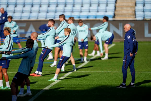 National Soccer Team Practices in Oslo, September 26, 2026: Norway s national team coach, Stale Solbakken, and the rest of the team practice at Ullevaal Stadium on the day of their match against Portugal. Photo by Javad Parsa, NTB, Oslo, Norway. EDITORIAL USE ONLY. RESTRICTED USE FOR BETTING COMPANIES.  Copyright: xJavadxParsax xNTBx