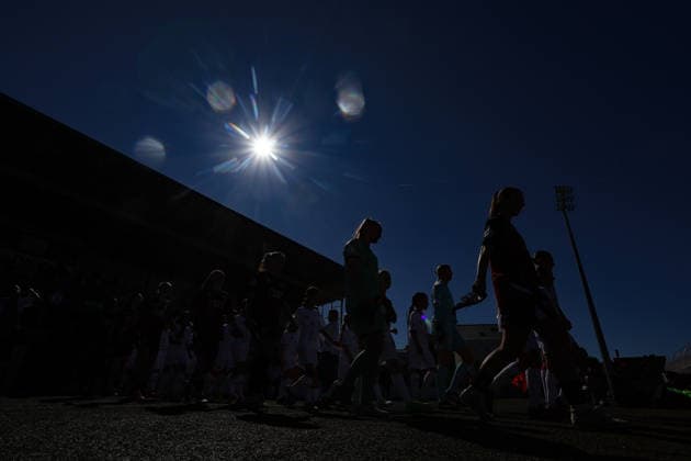 Football Women german DFB Pokal Cup 2026 - 2027 Fc Ingolstadt-FSV Mainz The players are silhouetted as they enter on the ground during the Women German DFB Pokal Cup 2026 - 2027 football match between Fc Ingolstadt and 1.FSV Mainz 05 at ESV Stadium in Ingolstadt , Bayern , Germany . September 26th , 2026 Photo by Davide Elias Copyright: xDavidexEliasx