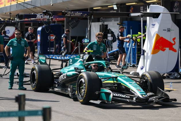 AZERBAIJAN, BAKU - SEPTEMBER 26, 2026: Aston Martin F1 Team takes part in the 2026 Formula One Azerbaijan Grand Prix at the Baku City Circuit 2026 Formula One Azerbaijan Grand Prix  - ZUMAt113 20260926_zaa_t113_151 Copyright: xDanilxAikinx
