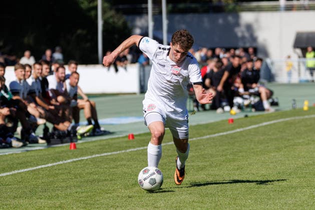 Lukas Bettrich (6, TSV Landsberg) beim Spiel zwischen TSV Landsberg v SpVgg Ansbach, Fussball, Herren, Regionalliga Bayern, 2026 2027, 11.Spieltag am 26.09.2026 in Landsberg am Lech, Sportpark. Bayern Deutschland