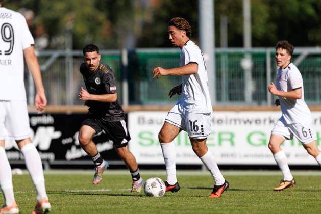 Fabian Kljucevic (16, TSV Landsberg) beim Spiel zwischen TSV Landsberg v SpVgg Ansbach, Fussball, Herren, Regionalliga Bayern, 2026 2027, 11.Spieltag am 26.09.2026 in Landsberg am Lech, Sportpark. Bayern Deutschland