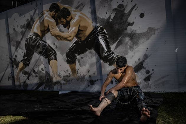Oil Wrestling Presidential Cup ISTANBUL, TURKIYE - SEPTEMBER 26: A wrestler is seen preparing during the Presidential Oil Wrestling Cup at Ataturk Airport National Garden in Istanbul, Turkiye, on September 26, 2026. Sebnem Coskun Anadolu Istanbul Turkey. Editorial use only. Please get in touch for any other usage.  Copyright: x2026xAnadoluxSebnemxCoskunx