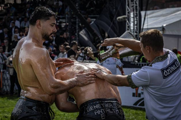 Oil Wrestling Presidential Cup ISTANBUL, TURKIYE - SEPTEMBER 26: A wrestler is seen preparing during the Presidential Oil Wrestling Cup at Ataturk Airport National Garden in Istanbul, Turkiye, on September 26, 2026. Sebnem Coskun Anadolu Istanbul Turkey. Editorial use only. Please get in touch for any other usage.  Copyright: x2026xAnadoluxSebnemxCoskunx