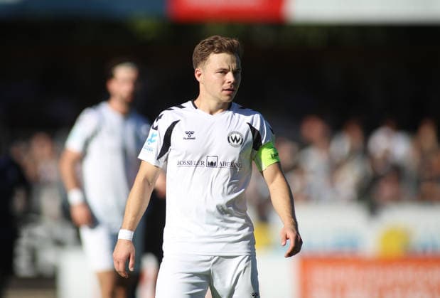 Fussball, Herren, Regionalliga Bayern, Saison 2026 2027, SV Wacker Burghausen - TSV 1860 München , flatbuy-Stadion an der Liebigstraße Jannis Turtschan (SV Wacker Burghausen) Kopf, Oberkörper