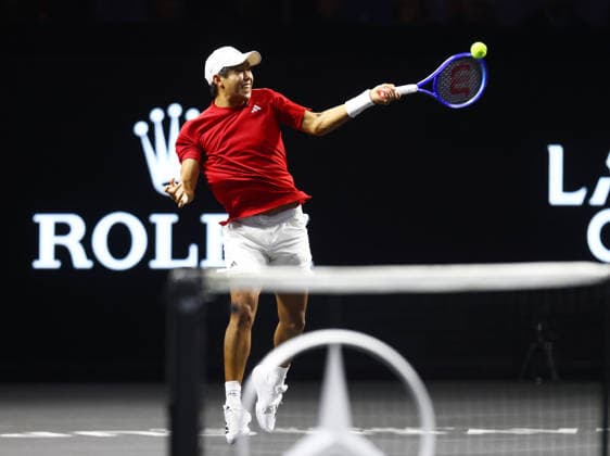 2026 Laver Cup, day two, O2 Arena, London,26 09 2026 Learner Tien (USA) in action during his match against Flavio Cobolli (ITA) in the 2026 Laver Cup at the O2 Arena, LOndon London O2 Arena London GBR, UK NEWSPAPERS OUT Copyright: xMarkxGreenwoodx
