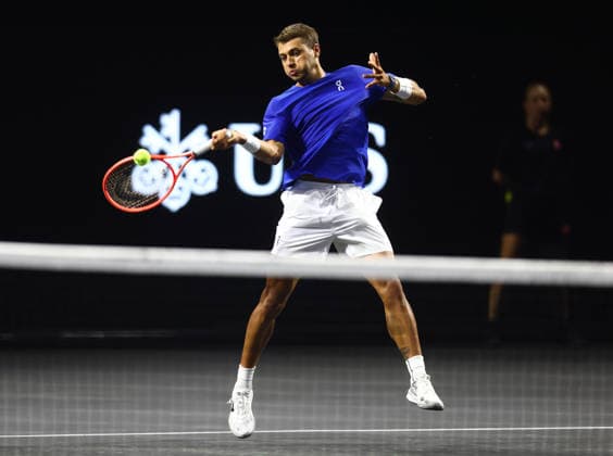 2026 Laver Cup, day two, O2 Arena, London,26 09 2026 Flavio Cobolli (ITA) in action during his match against Learner Tien (USA) in the 2026 Laver Cup at the O2 Arena, London London O2 Arena London GBR, UK NEWSPAPERS OUT Copyright: xMarkxGreenwoodx