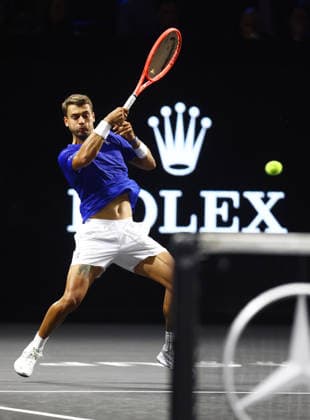 2026 Laver Cup, day two, O2 Arena, London,26 09 2026 Flavio Cobolli (ITA) in action during his match against Learner Tien (USA) in the 2026 Laver Cup at the O2 Arena, London London O2 Arena London GBR, UK NEWSPAPERS OUT Copyright: xMarkxGreenwoodx
