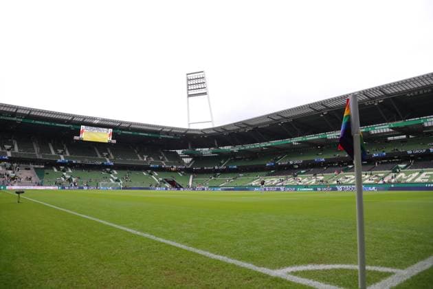 26.09.26, Fussball, FBL Männer, Freundschaftsspiel, 100. Jahre Weserstadion, Duell Werder Legenden 2026, Werder Legenden vs.Real Madrid Leyendas Feature Impressionen Weserstadion mit Flutlichtmast Foto nordphoto GmbH Tauchnitz Bremen Weserstadion Bremen Germany Copyright: xnordphotoxGmbHx xTauchnitzx