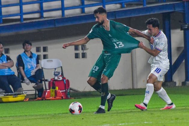 Thailand v Pakistan - FIFA ASEAN CUP 2026 Thai national team, Nationalteam player Sarachat Supachok (right) competes for the ball with Pakistani national team player Khan Ali Akbar (left) during the 2026 FIFA ASEAN Cup at Si Jalak Harupat Stadium in Bandung, West Java, Indonesia, on September 26, 2026. The Thai national team defeated the Pakistani national team 4-0. BANDUNG West Java Indonesia  Copyright: xKhairizalxMarisx originalFilename:maris-fifaasea260926_npEgJ