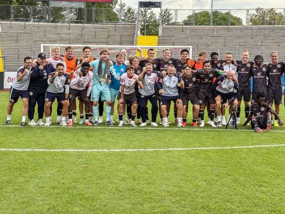 26.09.2026 xkhx Kassel, Auestadion Regionalliga Südwest Saison 2026 2027 KSV Hessen Kassel - FSV Mainz 05 II Grosser Jubel des FSV Mainz 05 II nach dem Sieg
