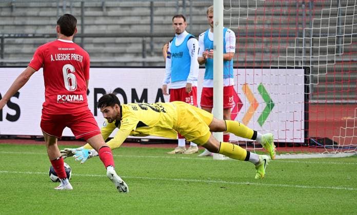 26.09.2026 xkhx Kassel, Auestadion Regionalliga Südwest Saison 2026 2027 KSV Hessen Kassel - FSV Mainz 05 II Torwart Eric Oelschlägel (Hessen Kassel)