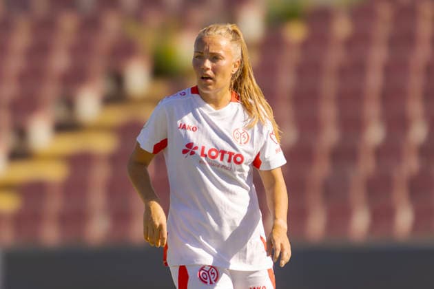 Ingolstadt, Deutschland 26. September 2026: DFB-Pokal Frauen - 2026 2027 - 1. Hauptrunde - FC Ingolstadt 04 gegen 1. FSV Mainz 05 Im Bild: Christine Kilian (FSV) DFL DFB regulations prohibit any use of photographs as image sequences and or quasi-video ESV-Stadion Bayern Copyright: xFotostandx xSchäferx