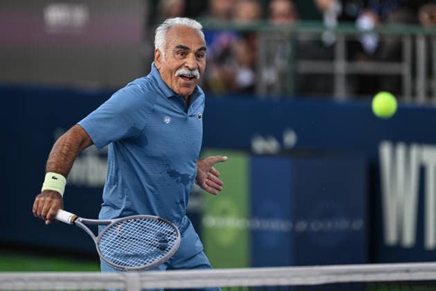 Ankara Open WTA, Tennis Damen 125 Tennis Tournament ANKARA, TURKIYE - SEPTEMBER 26: Former professional tennis player Mansour Bahrami, also known as the King of Trick Shots, takes part in an exhibition match during the Turk Telekom Ankara Open WTA 125 tennis tournament in Ankara, Turkiye, on September 26, 2026. Harun Ozalp Anadolu Ankara Turkey. Editorial use only. Please get in touch for any other usage.  Copyright: x2026xAnadoluxHarunxOzalpx