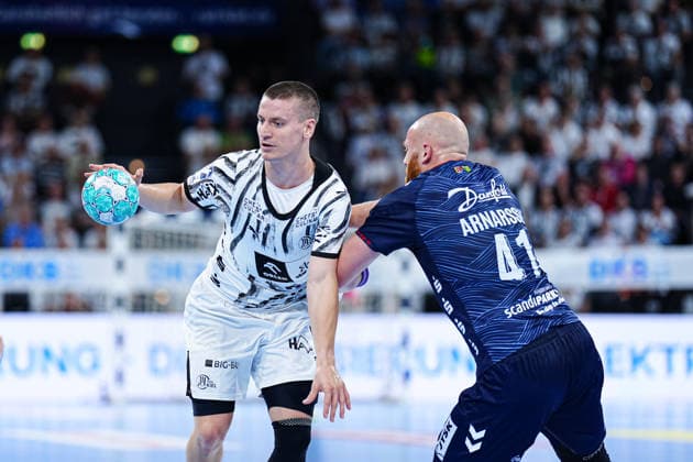Elias Ellefsen a Skipagotu (THW Kiel, 71), Arnar Freyr Arnarsson (SG Flensburg-Handewitt, 41) GER, THW Kiel vs. SG Flensburg-Handewitt, Handball, 1. Bundesliga, Spieltag 6, Saison 2026 2027, 26.09.2026 GER, THW Kiel vs. SG Flensburg-Handewitt, Handball, 1. Bundesliga, Spieltag 6, Saison 2026 2027, 26.09.2026 Kiel Copyright: xEibner-Pressefoto MarcelxvonxFehrnx EP_MFN