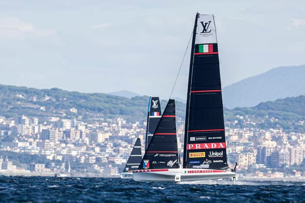 THE LOUIS VUITTON 38TH AMERICA™S CUP PRELIMINARY REGATTA, NAPLES Luna Rossa team competes on the second day of the preliminary regatta for the 38th Louis Vuitton America™s Cup in the Gulf of Naples, Campania, Italy, on September 26, 2026. The Naples preliminary regatta gives the competing teams their first opportunity to test their AC40 one-design yachts ahead of the 38th America™s Cup, which will be held in Naples in 2027. _BPH2638 Copyright: xAntonioxBalascox